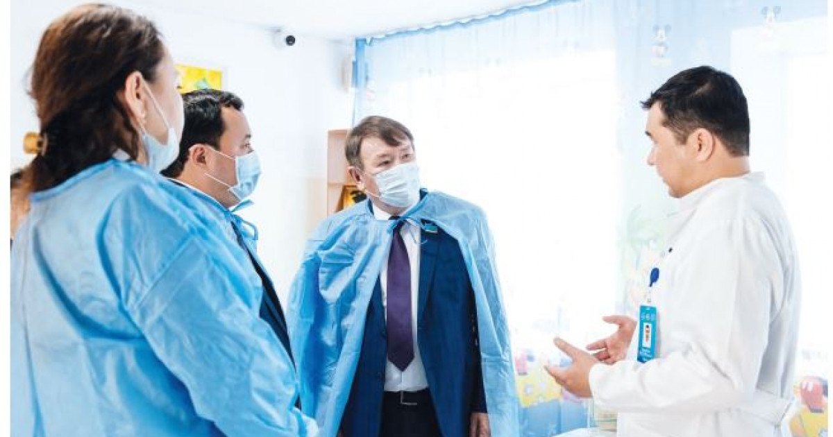 Сенаторлар елде жүр