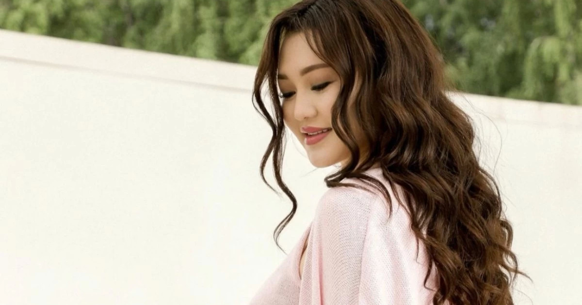 «Сенімді серіктес, көңілді көңілдес»: Ерке Есмахан әйелдерге бақытты болудың құпиясын айтты