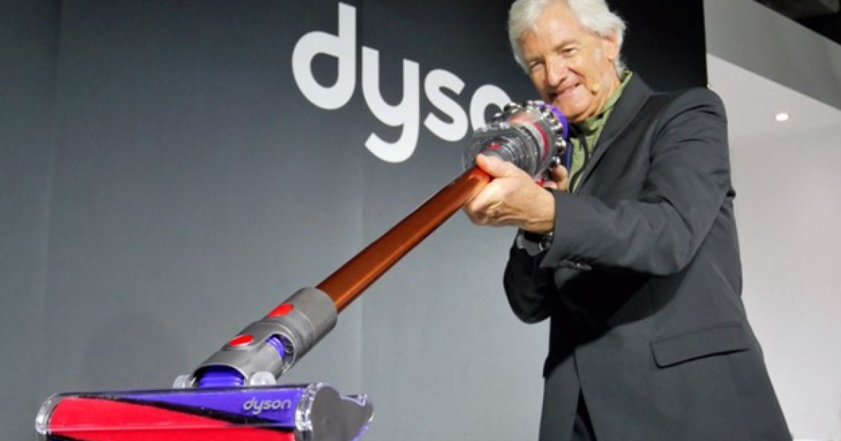 Шаңсорғыш сатып байыған кәсіпкер аспанда 1 миллион түп құлпынай өсірді