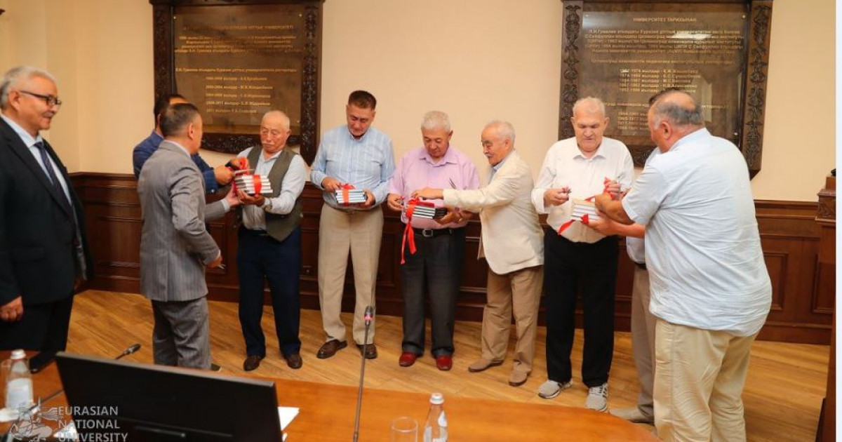 Тастан тамыр іздеген ғұлама