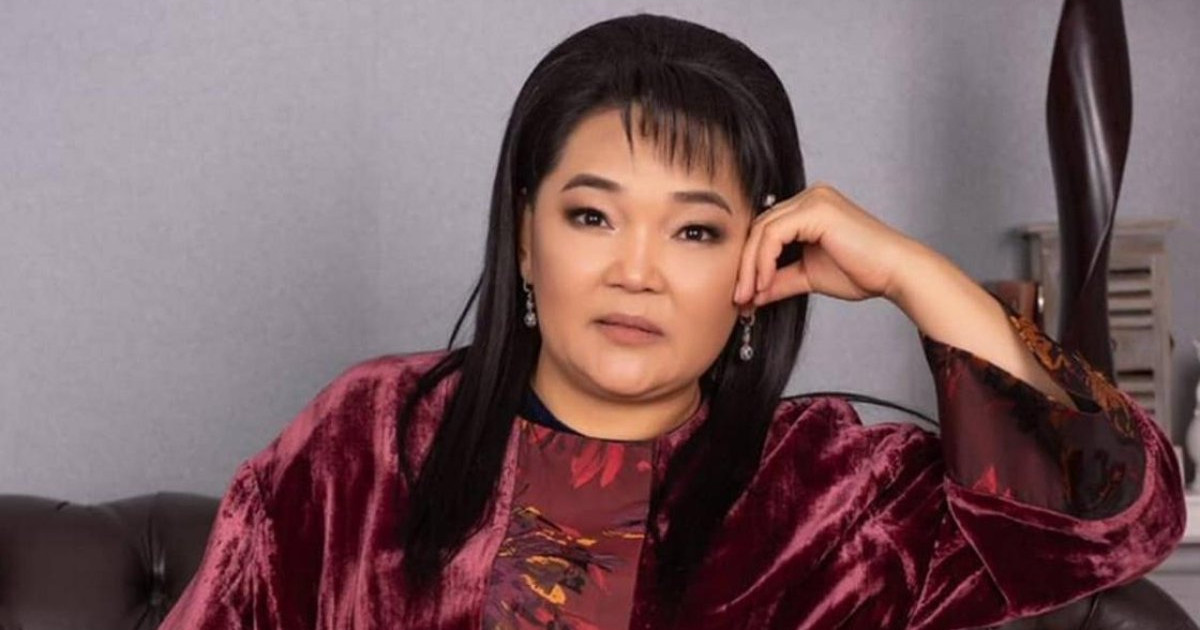 «Жайнап, қақшаңдап жүріңдер»: Жанар Айжанова жастарға кеңес берді (видео)