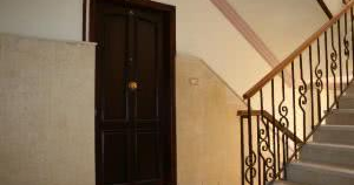 Көршілер қатты шуласа не істеу керек?