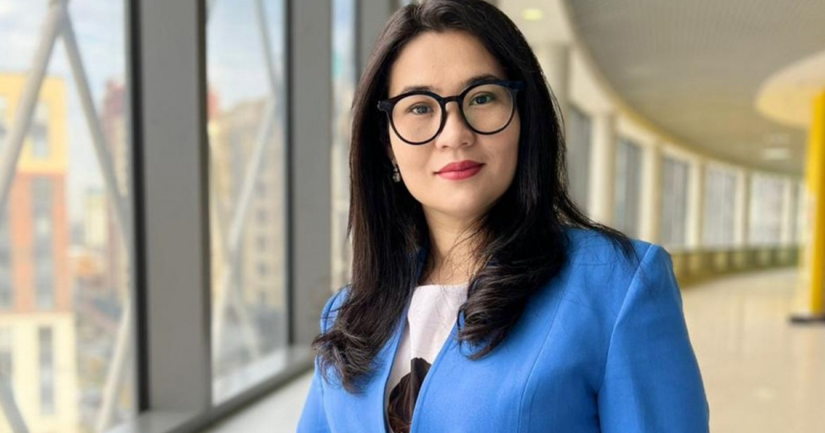 «Мектебімізге демеуші іздейміз!»: Ақмоншақ Нұртазаның қайда жұмыс істейтіні белгілі болды