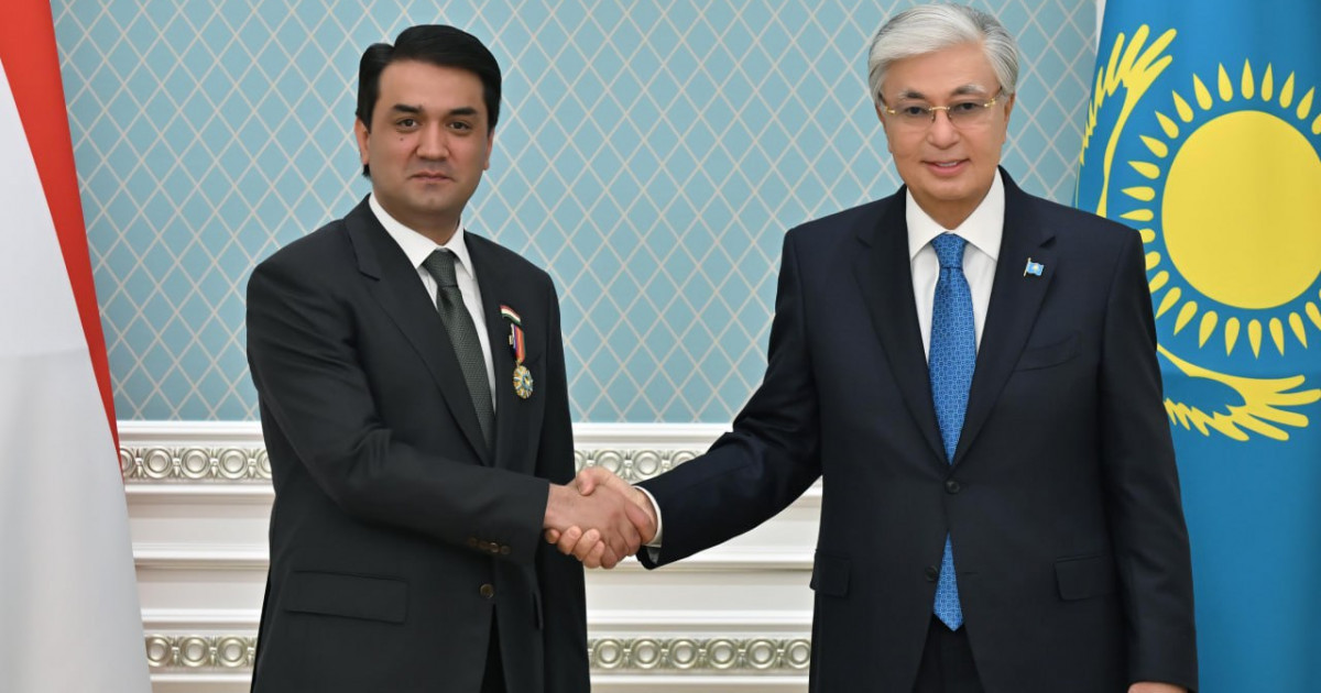 Мемлекет басшысы Рустами Эмомалиді ІІ дәрежелі «Достық» орденімен марапаттады