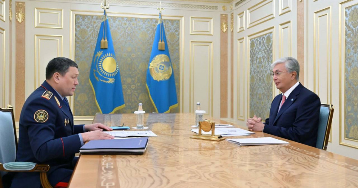 Президент Қасым-Жомарт Тоқаев Ішкі істер министрі Ержан Сәденовті қабылдады