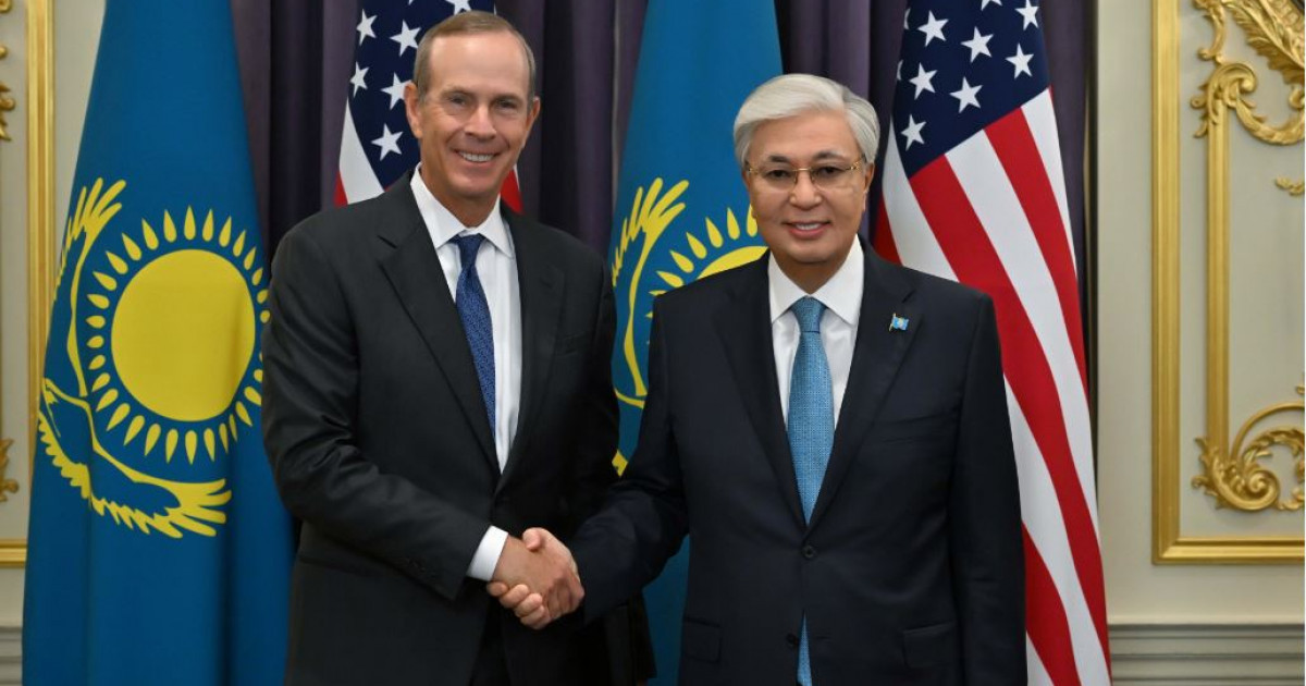 Алпауыт компания басшыларын қабылдады