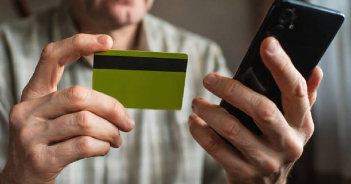 «Азаматтарды ұрлап, несие рәсімдеген»: Құрамында банк қызметкерлері бар қылмыстық топ жайлы тың ақпарат шықты