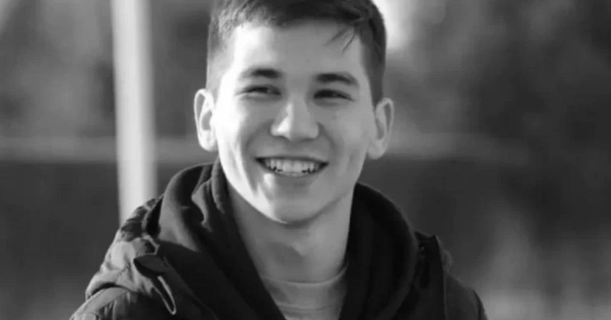 «Бас сүйегіне ота жасап, 42 күн ес-түссіз жатты»: Ақтөбеде 15 жастағы бала күрестегі жарақаттан соң көз жұмды