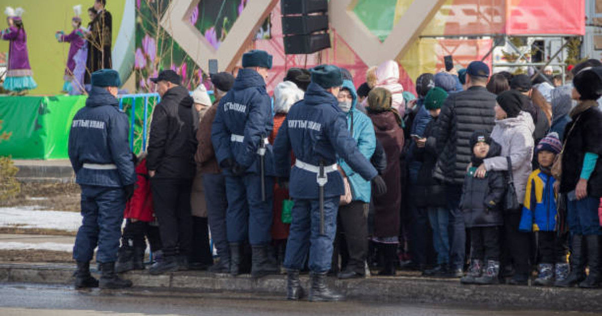 «Білегін кескен»: Маңғыстауда 7 сарбаз бірден жындыханаға түскен
