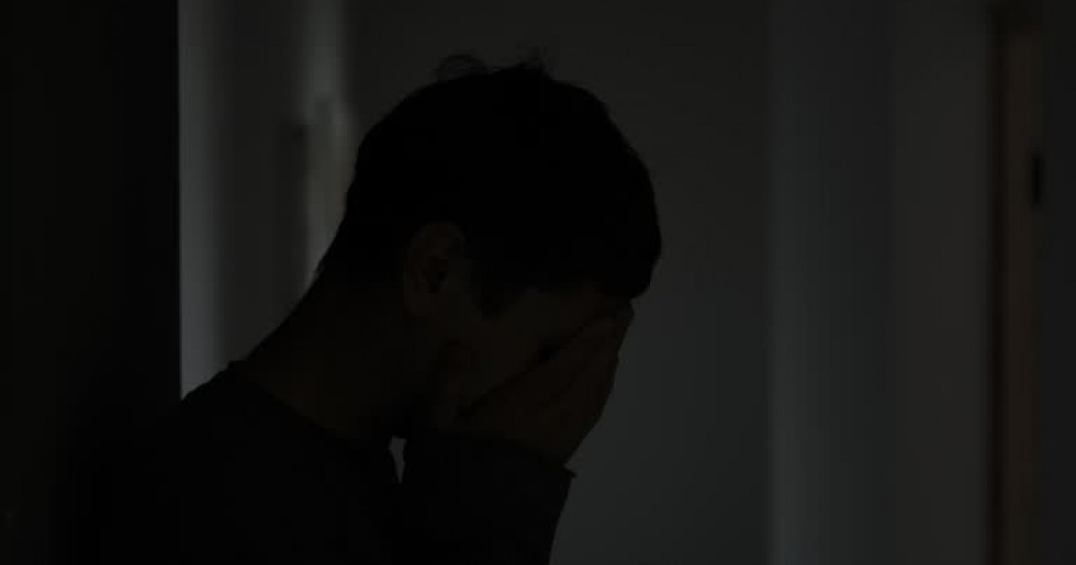 «Құмар ойынға дейін өмірім тамаша еді»: түрмеден шыққан ер адам өз өкініші туралы айтты