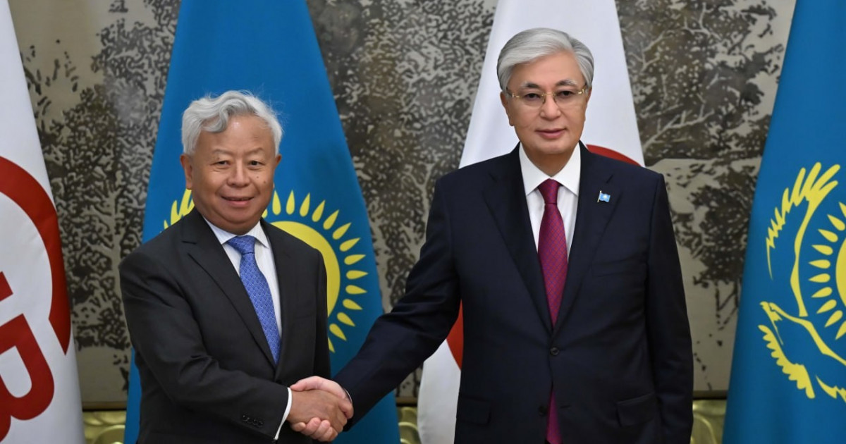 Мемлекет басшысы Азия инфрақұрылымдық инвестициялар банкінің президенті Цзинь Лицюнмен кездесті