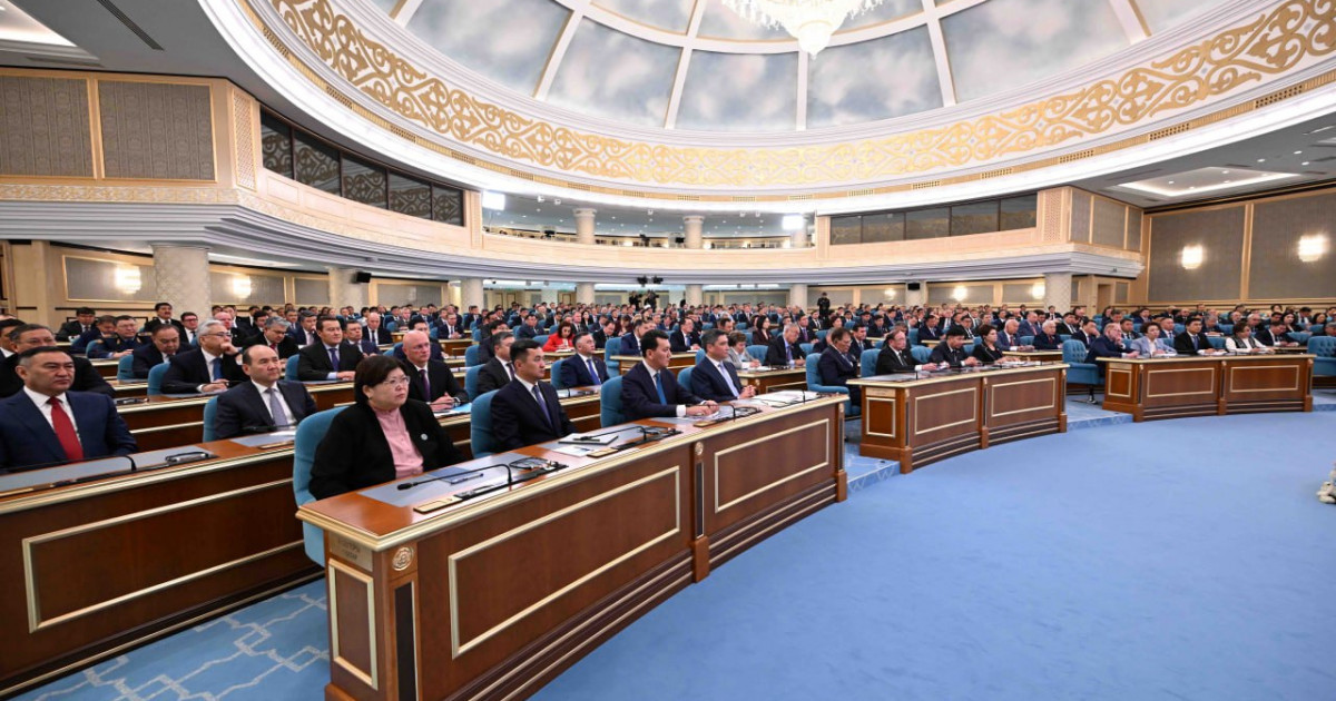Мемлекет басшысы: «Ең өзекті міндеттің бірі – агрохабтар және логистика орталықтарын дамыту»