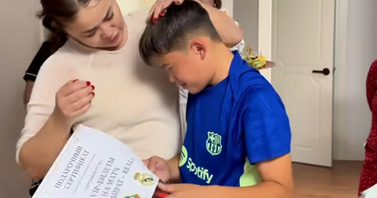 Мөлдір Мұқанова ұлының туған күніне «Қайрат» пен «Реал» ойынына билет сыйлады