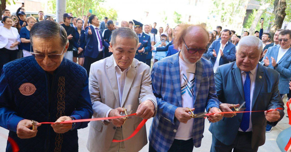 Сәтбаев университетінде «Дос-Мұқасан» жатақханасы ашылды