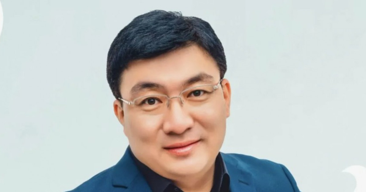 «Жұбайым екеуіміз ақылдасып, бір шешімге келдік»: Тоқтар Серіков отбасындағы ұстанымы туралы айтты