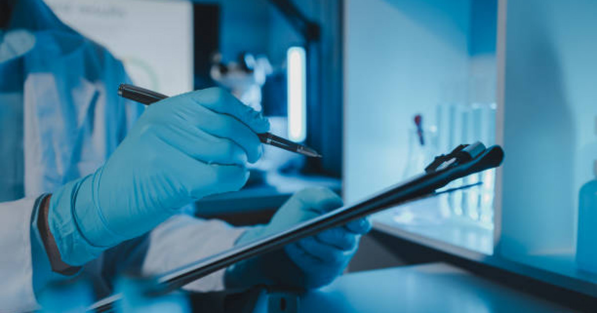 Батыс Қазақстанда дәрігер билеп жүріп, науқастардың жеке дерегін жариялап жіберді