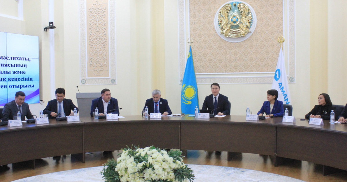 «AMANAT» партиясы: Жетісудағы білім сапасы тексеріліп, қоғамдық бақылау нәтижесі талқыланды