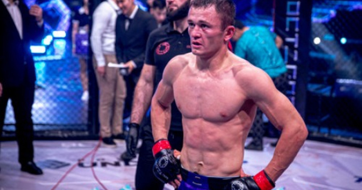 Бекзат Алмахан UFC-де тағы жеңіліп қалды