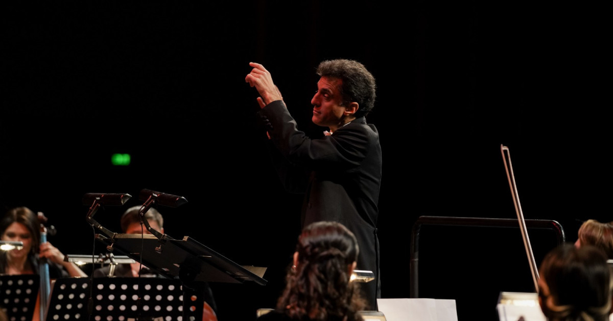 Белгілі француз дирижері астаналық көрермен алдында тағы да өнер көрсетеді