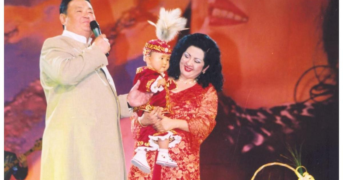 «Денемді пышақ салып, кеспеңдер...»: Заманбек Нұрқаділовтің соңғы жазбасы жарияланды (видео)