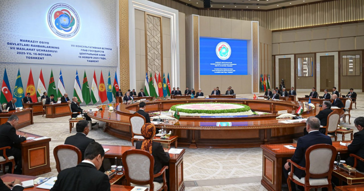 Қасым-Жомарт Тоқаев жиынға қатысушылар назарын сирек кездесетін металдарды өндіру және өңдеу саласындағы ықпалдастық перспективасына аударды