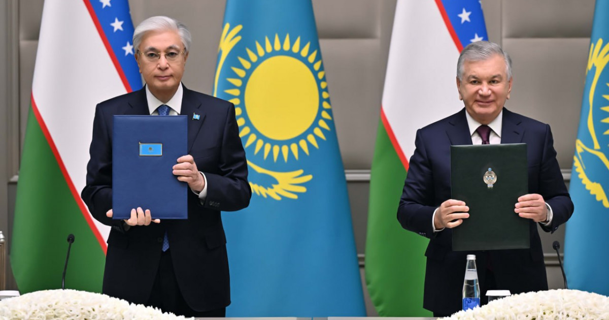 Қазақстан мен Өзбекстан президенттері Бірлескен мәлімдеме қабылдап, жаңа ынтымақтастық тетіктерін бекітті