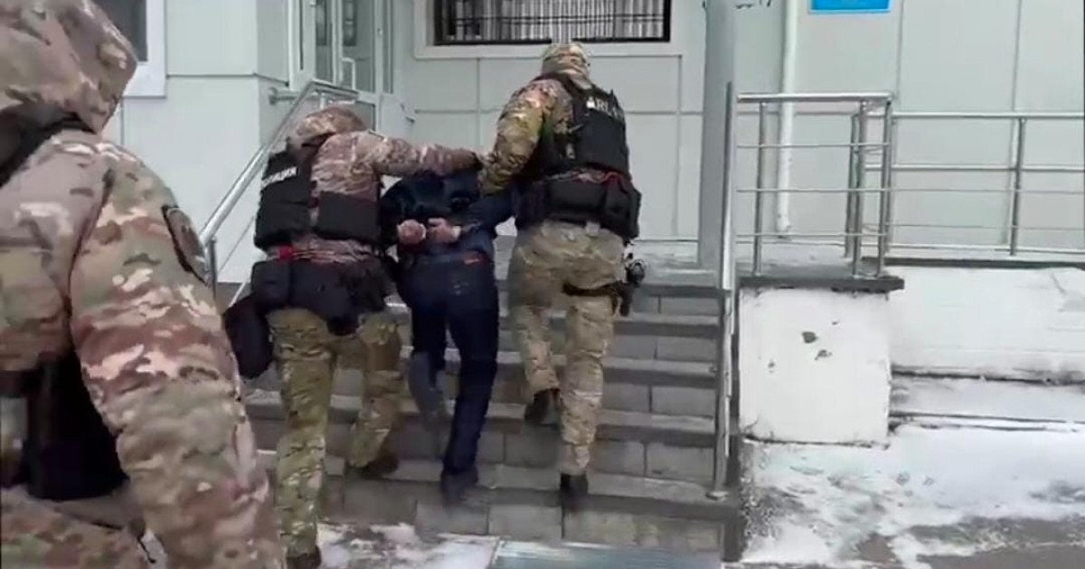 Қостанайда полицияны пышақтаған 33 жастағы адамды ұстады