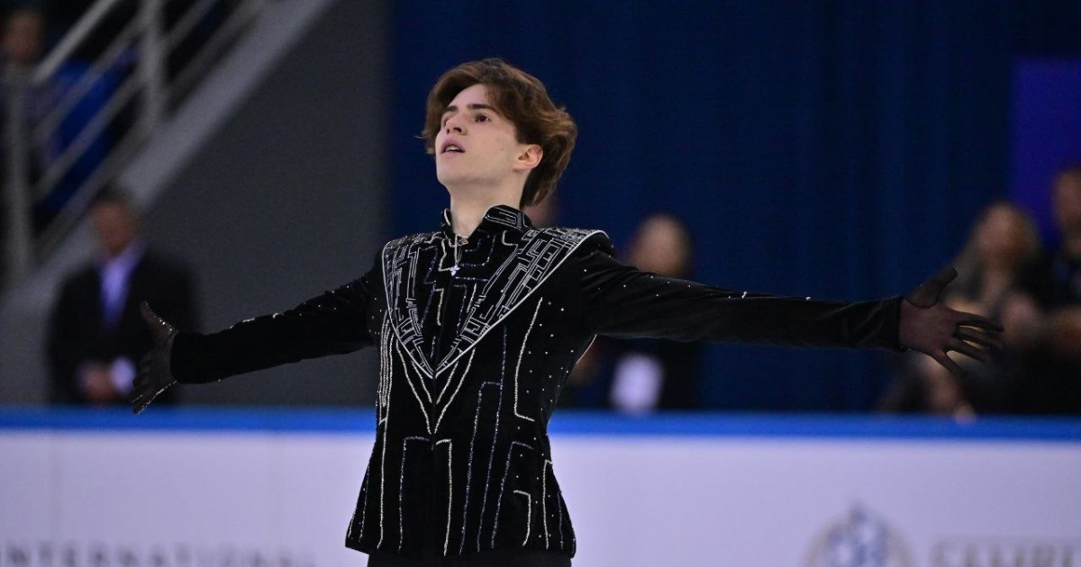 Мәнерлеп сырғанаушы Михаил Шайдоров Гран-при финалға өтті