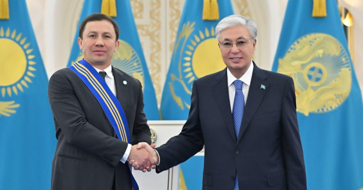 Мемлекет басшысы Геннадий Головкинді І дәрежелі «Барыс» орденімен марапаттады