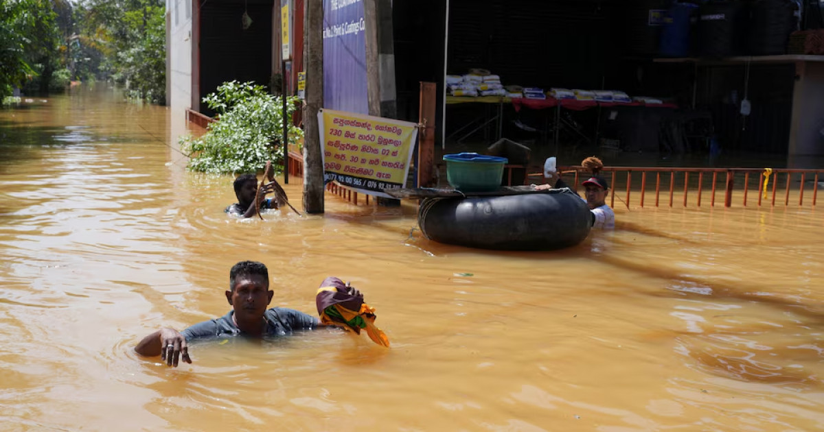 Шри-Ланкада тропикалық циклон салдарынан 212 адам қаза тауып, 218 адам із-түзсіз жоғалды
