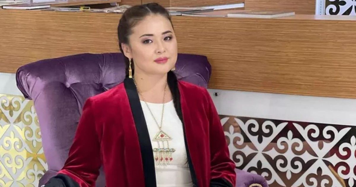 "Бағы жанбаса, неге ренжиді?": Мөлдір Мұқан өзін сынаған әншіге жауап берді (видео)