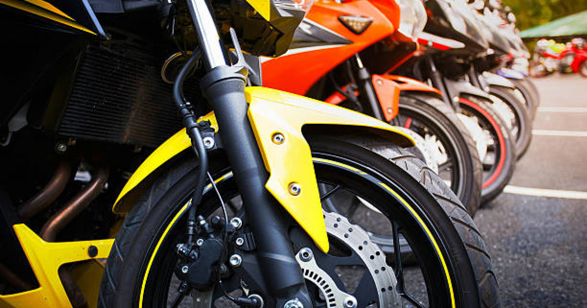 Бес мотоцикл жүргізушісіне 3 миллион теңгеден астам айыппұл салынды