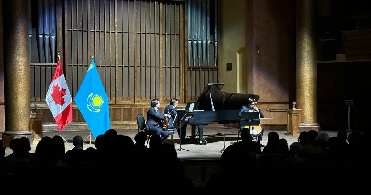 Forte Trio музыканттары Канадада гастрольдік сапармен өнер көрсетті