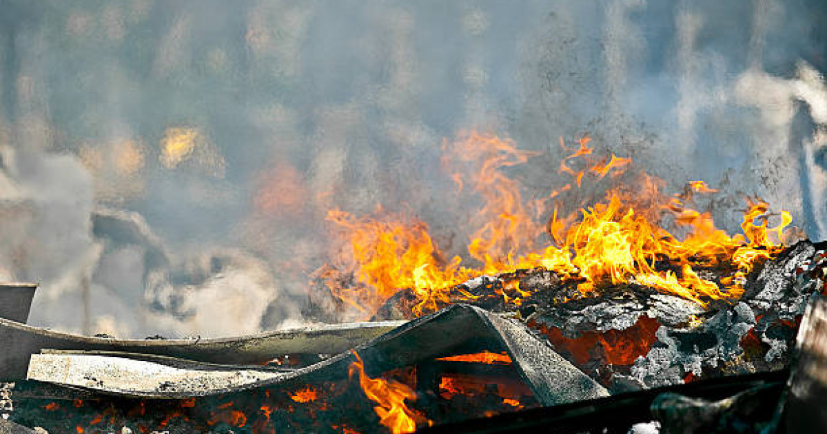 Шымкентте бес қабатты үйдің бірінен өрт шықты