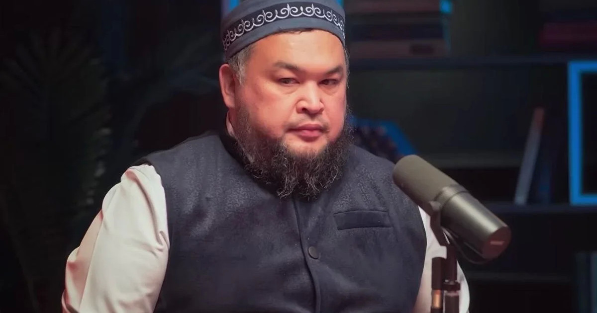 Атеистерді маймылға теңеген уағызшының басы тағы дауға қалды