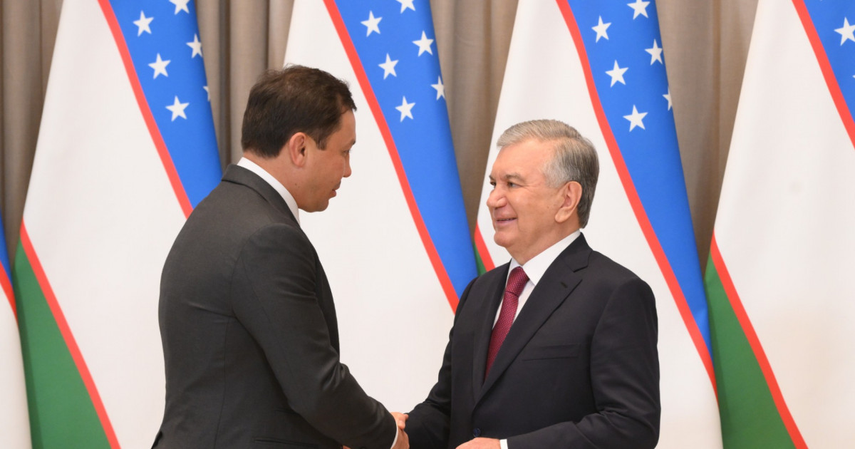 Геннадий Головкин Өзбекстан Президенті Шавкат Мирзиёевпен кездесті