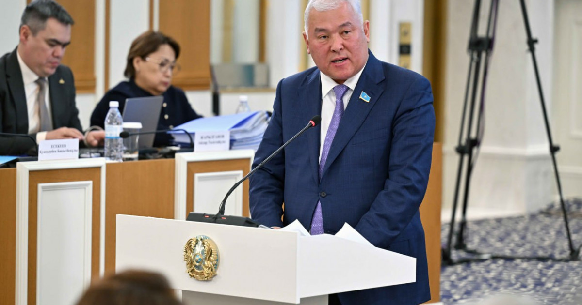 Мұрат Әбенов Конституциялық реформаның маңызды бағыты – шығармашылық еркіндік, сөз бостандығы болуға тиіс деп санайды