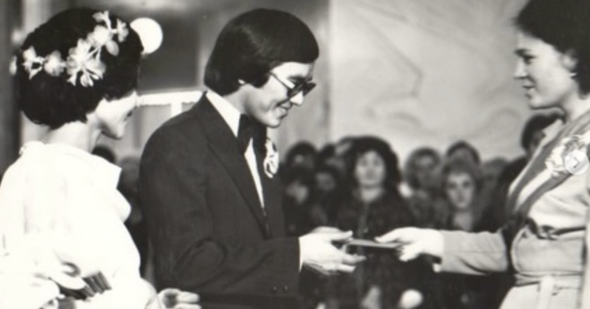 Роза Рымбаева марқұм жары Тасқын Оқаповпен бірге түскен сирек суреттерін жариялады