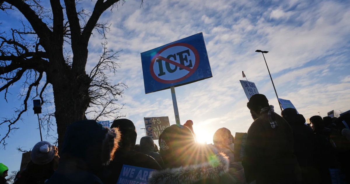 АҚШ-тың Миннеаполис қаласында жаппай наразылық өтті - The Washington Post