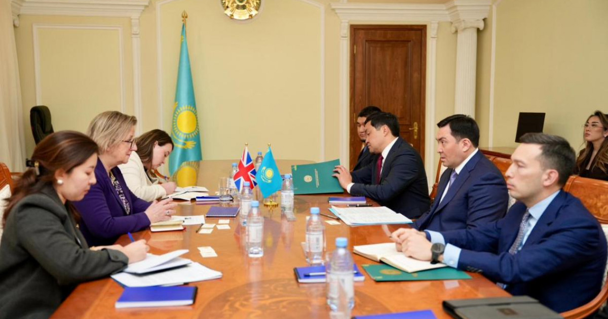 «Ақылды желілер» мен сутегі жобаларын дамыту жоспары талқыланды