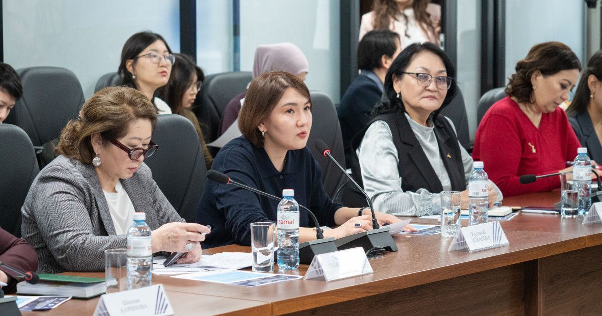 Конституцияның жаңа жобасындағы отбасы және неке нормалары талқыланды