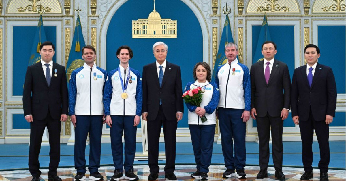Мемлекет басшысы Олимпиада жеңімпазын марапаттады