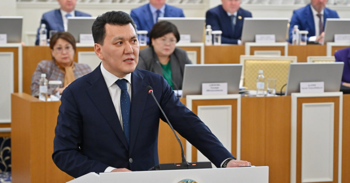 Жаңа Конституция мәтіні оқуға жеңіл, құқықтық тұрғыдан нақты құжатқа айналды – Ерлан Қарин