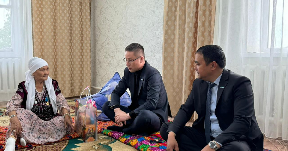 Ақжайықта тыл ардагерлеріне әлеуметтік қолдау көрсетілді