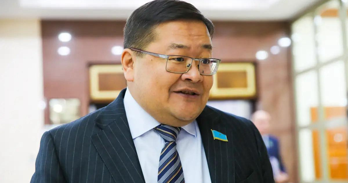 Айдос Сарым: Екі партияның ортақ комиссиясы құрылады