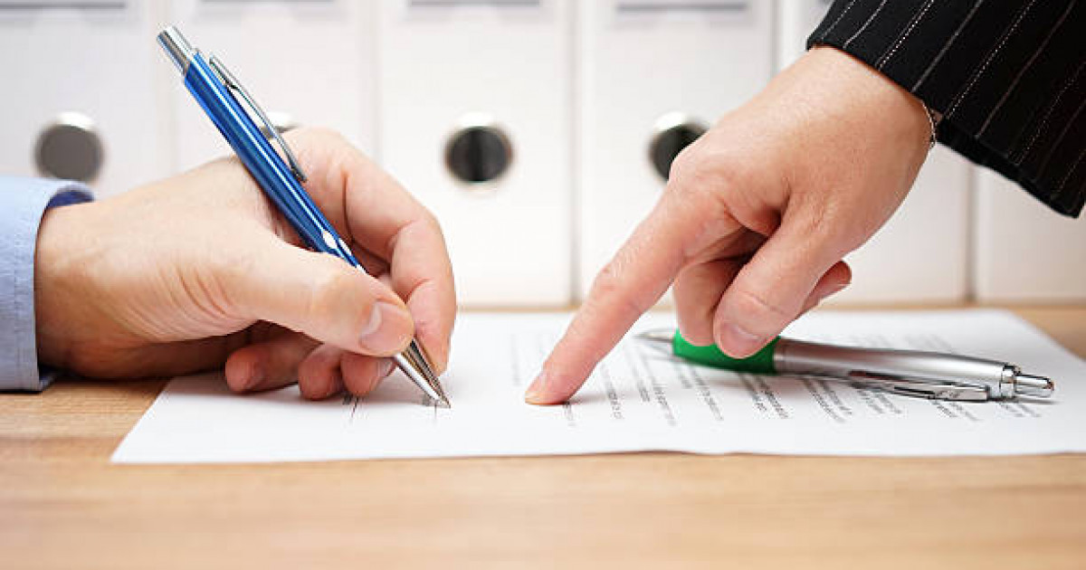 «Әріптесіңіздің жұмысын істесеңіз, ақы төленуге тиіс»: Еңбек кодексіне өзгеріс енді
