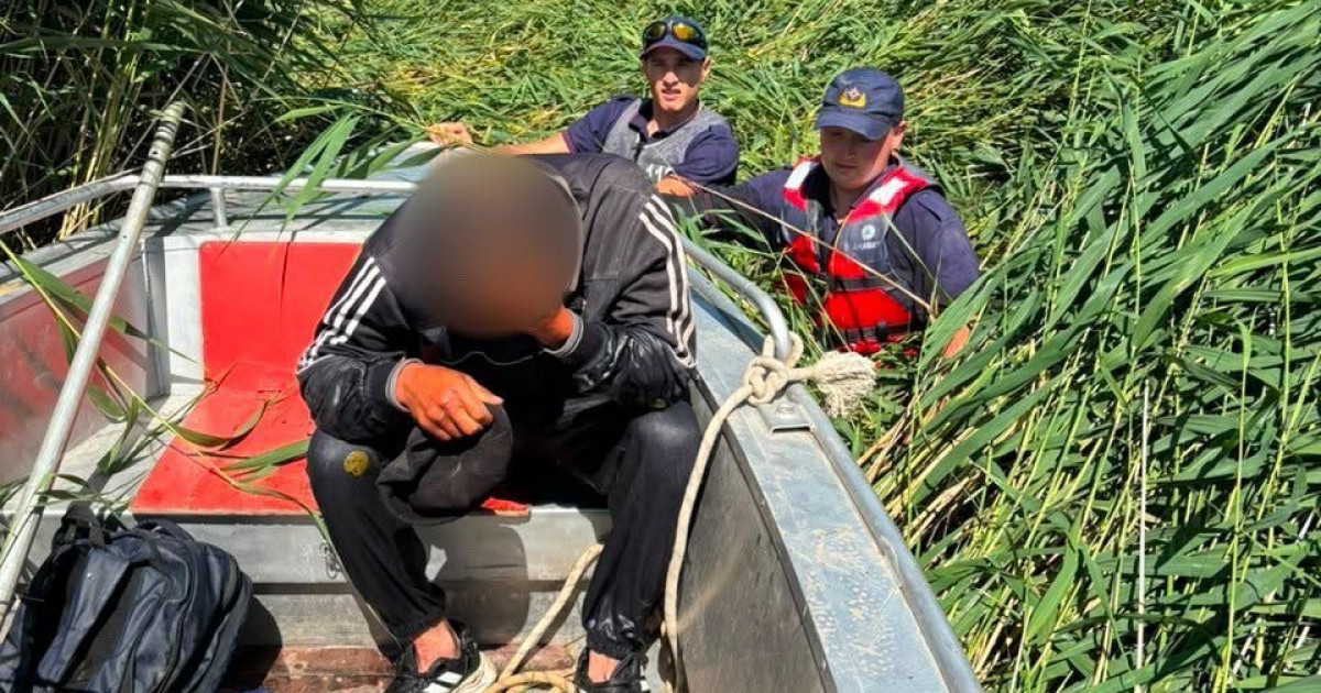Ақмола облысында ер адам мас күйінде суға кіріп, қамыс арасында қалып қойған