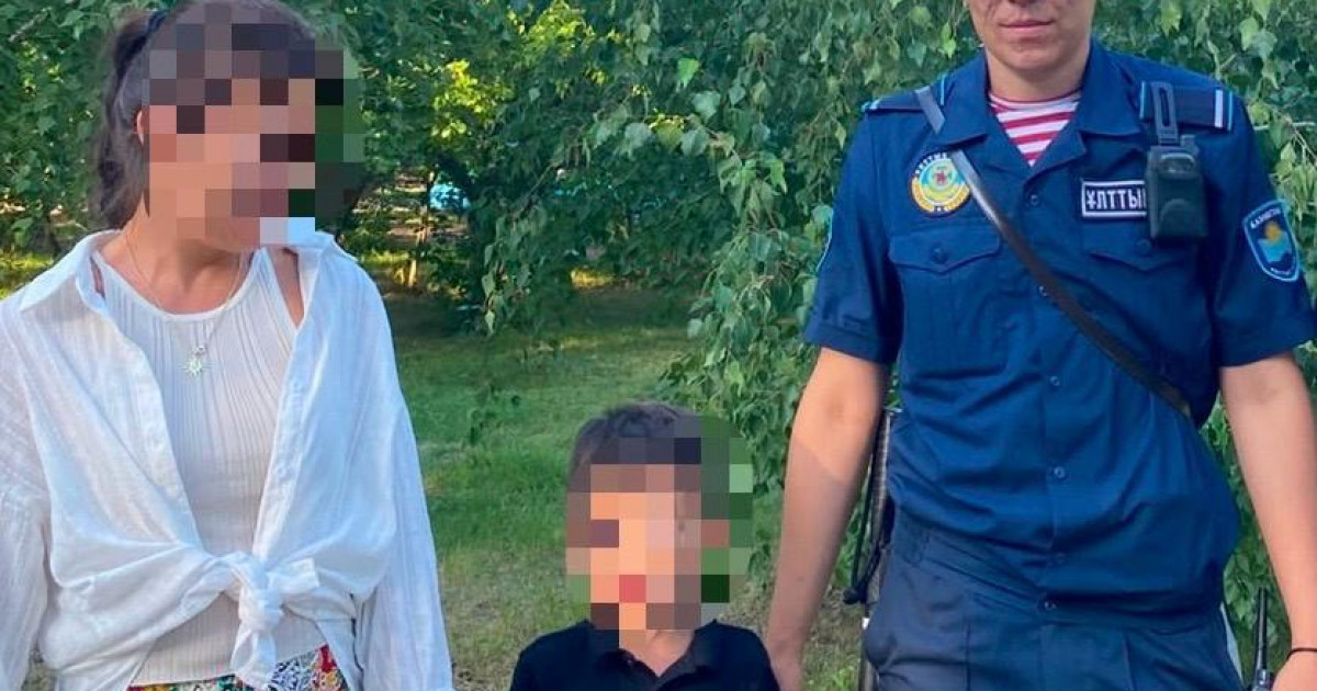 Оралда адасып кеткен бала ата-анасына аман-есен табысталды