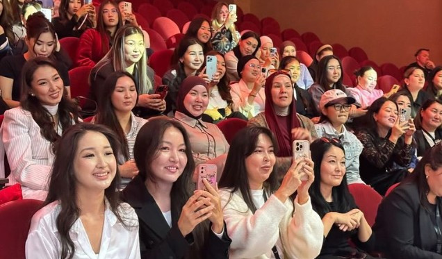 Порно порно топтық секс