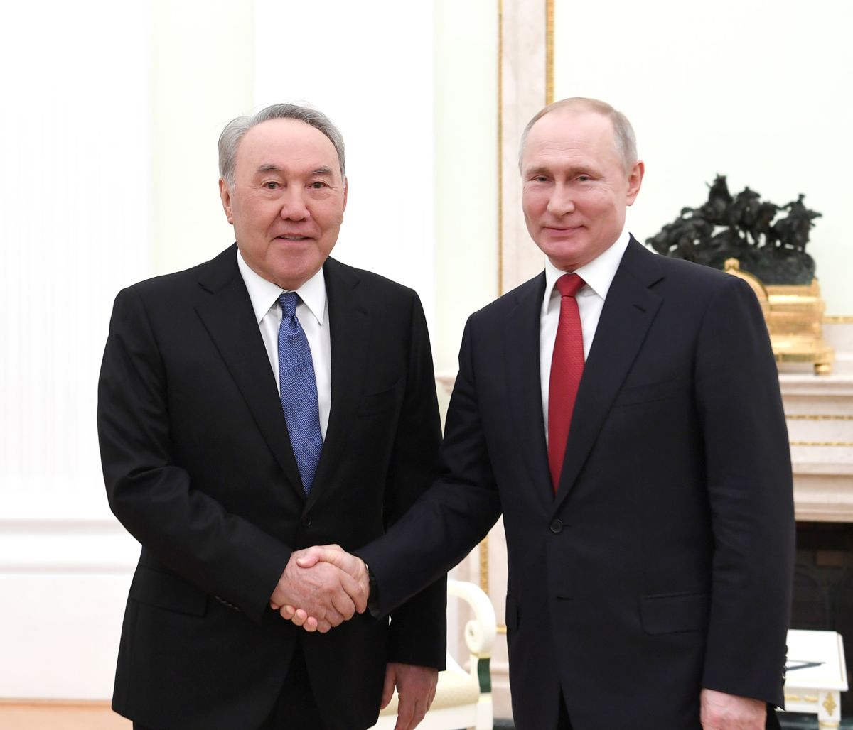 Нұрсұлтан Назарбаев Ресей президенті Владимир Путинмен кездесті